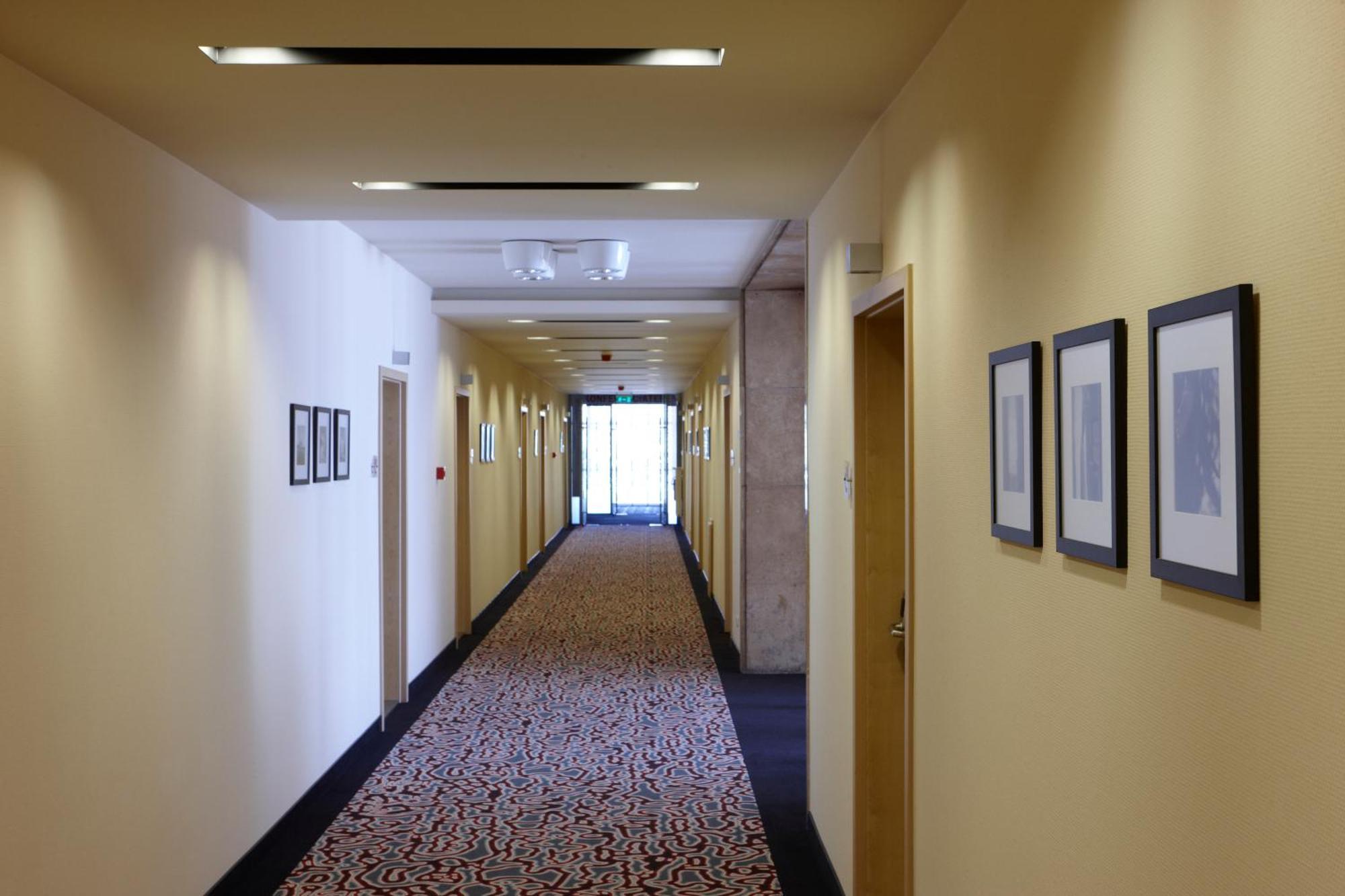 Hotel Laterum Pecs Luaran gambar